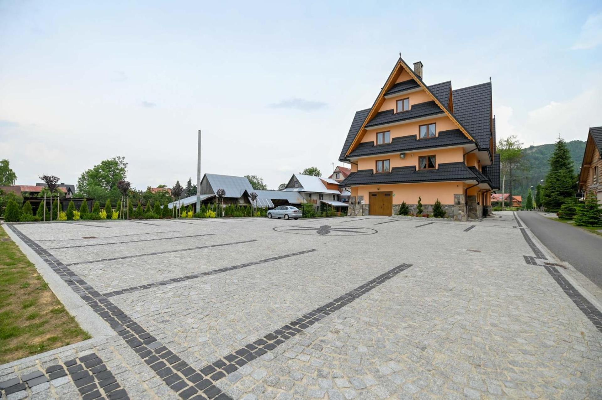 Pod Tatrami 2 - Swietna Lokalizacja, Obok Przystanku Ski Busa Oraz Restauracji, Duzy Parking Bialka Tatrzanska Exterior photo